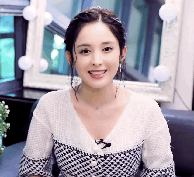 【女神大赛头像征集】发主贴晒出你的珍藏美图,女神头像你来做主!