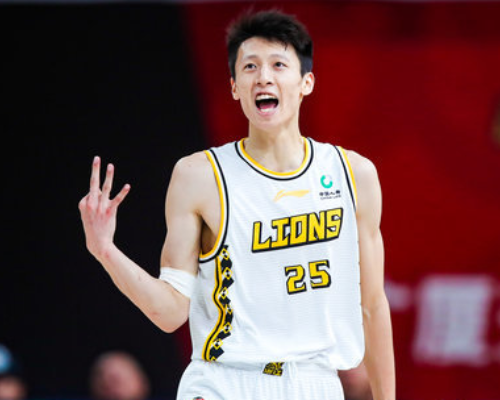 追平个人生涯得分纪录！赵岩昊14投11中砍下30分