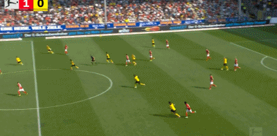 [流言板]萨莱凌空垫射破门!弗赖堡2-0多特! - 足球区