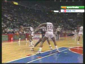 讲实话大虫罗德曼现联盟值多少薪水?场外麻烦不断!