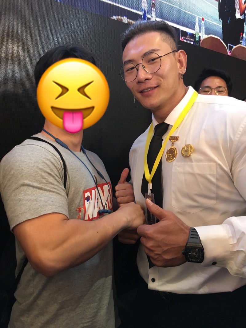【秀秀身材】耶巴蒂!想认识热爱健身的朋友们啊!