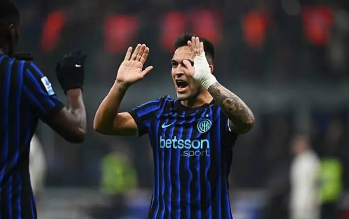 900球指日可待！梅西今年各赛事49场42球�，生涯进球数来到892球