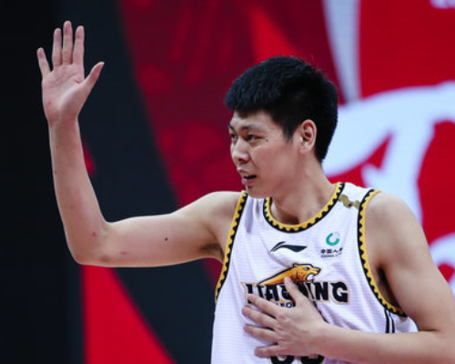 朱荣振11分10篮板,个人生涯第二次打出两双