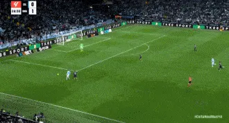 庫爾圖瓦社媒：比賽還沒結束但考慮到表現，我們的勝利當之無愧