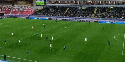 [流言板]八戰保持全勝！庫明加加盟老鷹后場均13.4分6.8籃板2.6助攻