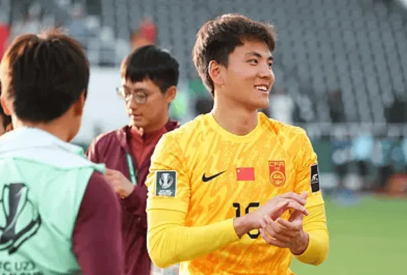 JRs神評(píng)李昊：據(jù)說(shuō)，布馮已經(jīng)在家失去意識(shí)長(zhǎng)達(dá)一周了…