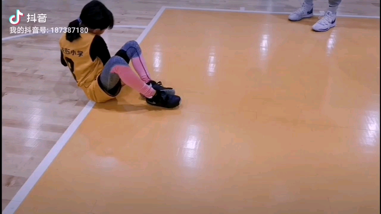 video-poster