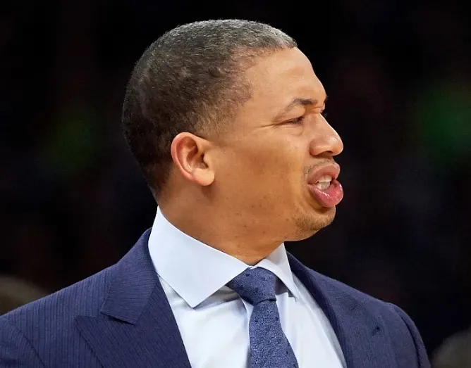 [流言板]杰伊-威廉姆斯谈勒布朗传球:这让他退出了goat的讨论-nba新闻