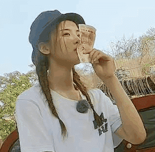 静态图能吊打杨总的人存在吗