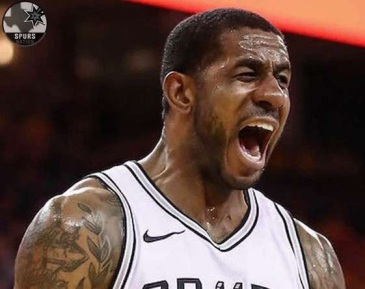 各位老哥 求几张阿德的表情包嘻嘻嘻