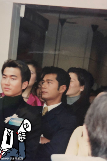 黑古的颜值巅峰是不是在《黑社会之以和为贵》