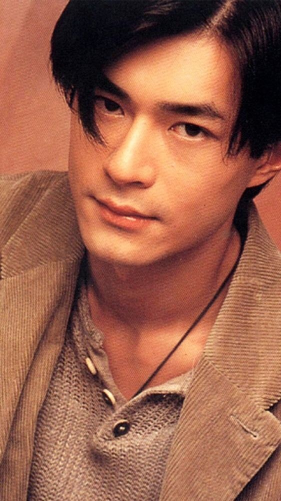 现在的男士流行发型好像回到上世纪90年代了啊