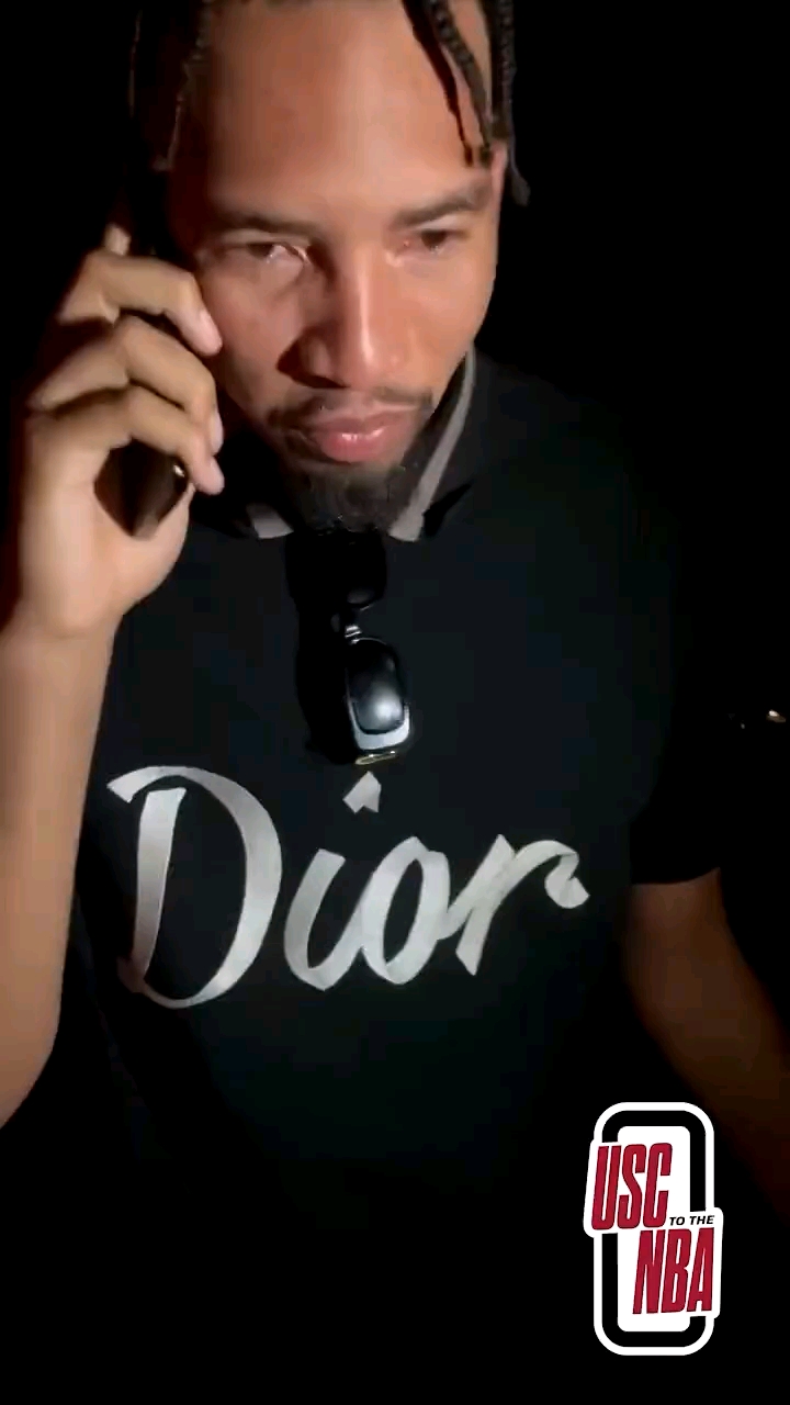 video-poster