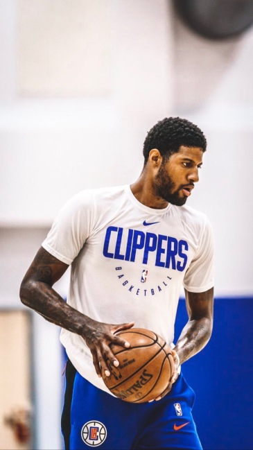 无内鬼,来点保罗乔治高清帅照