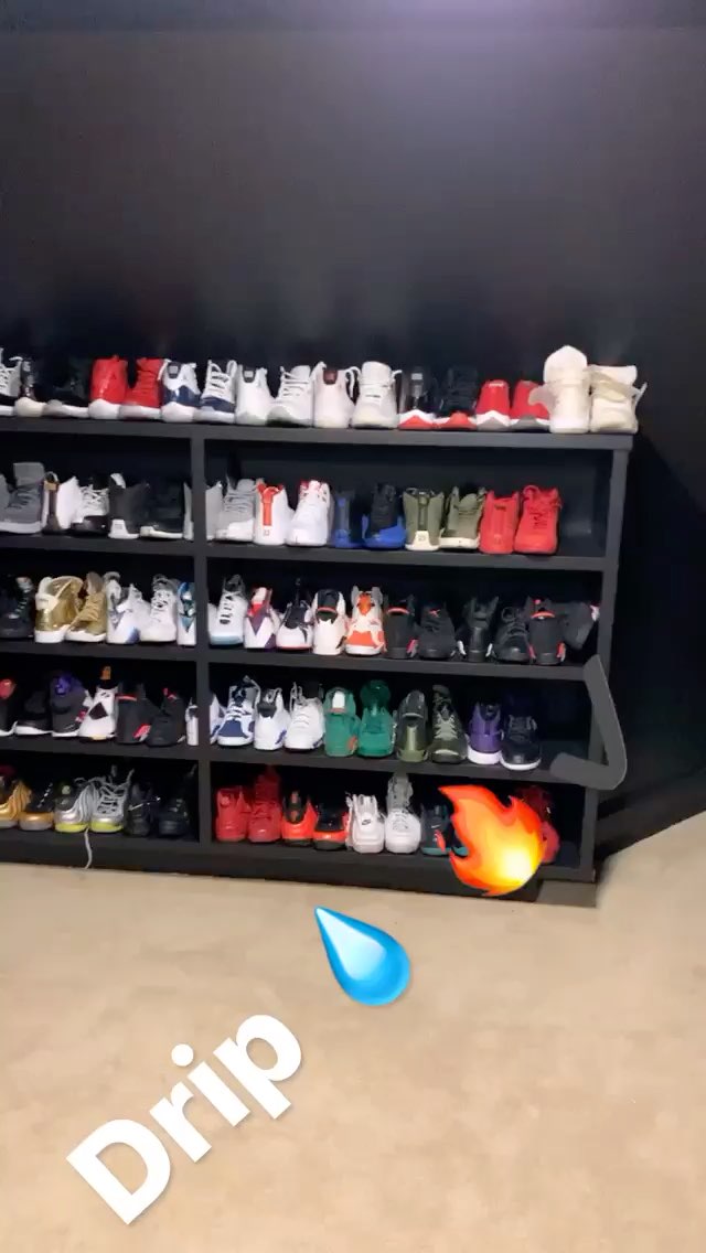 震撼字母哥晒家中的鞋墙