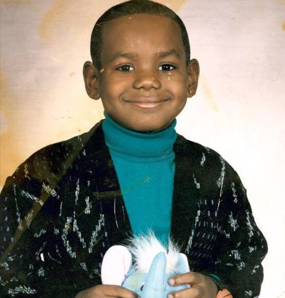 用老詹小时候的照片当头像被女孩子说丑,我的天.明明这么可爱.