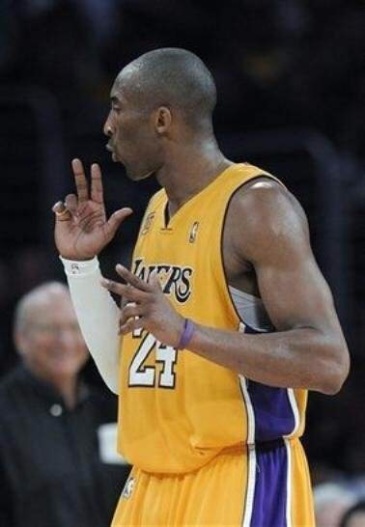 球星戴的腕带到底有什么用?