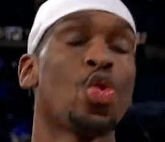 m6米乐雷区的老哥们支支招如何速成为“资深|富二代APP推广二维码|”雷霆球迷用