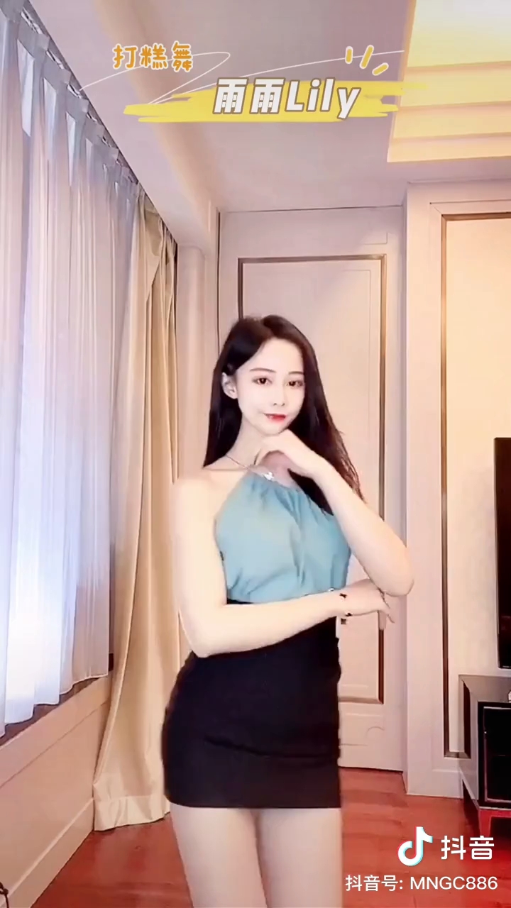 抖音美少女集合之打糕舞