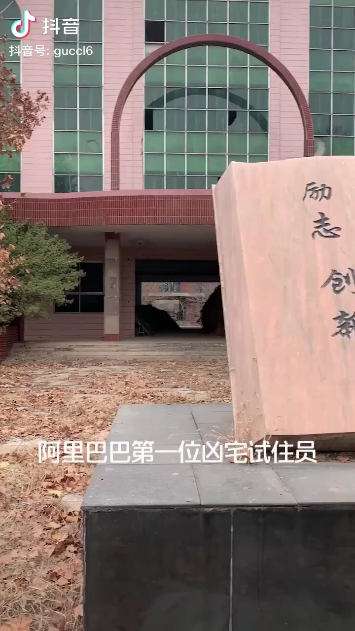 video-poster