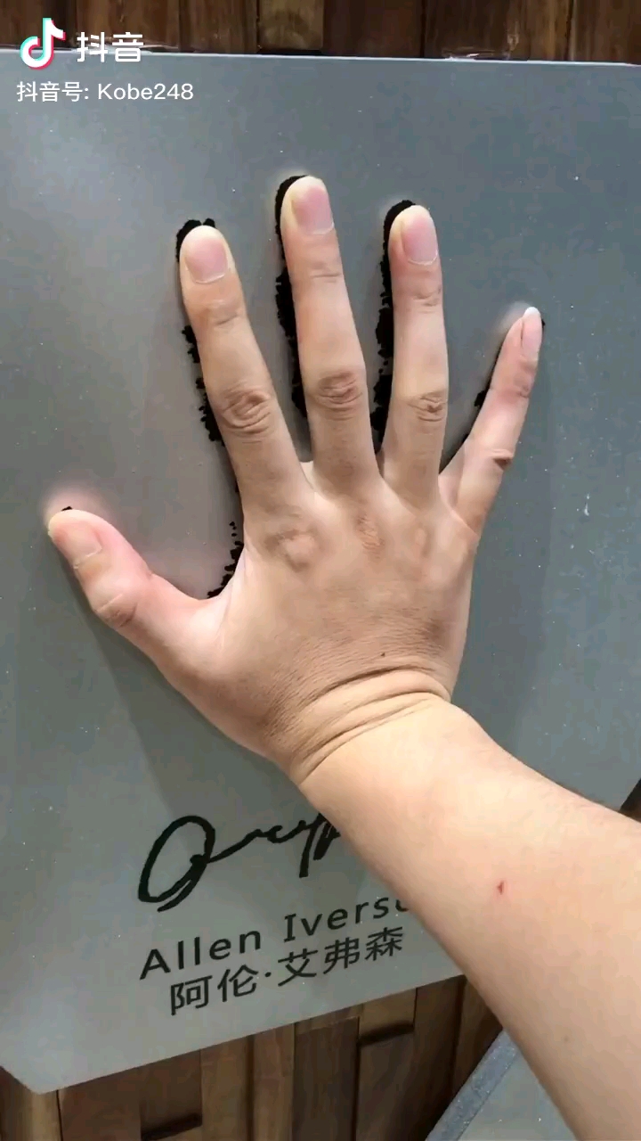 普通人与nba球星手掌大小对比
