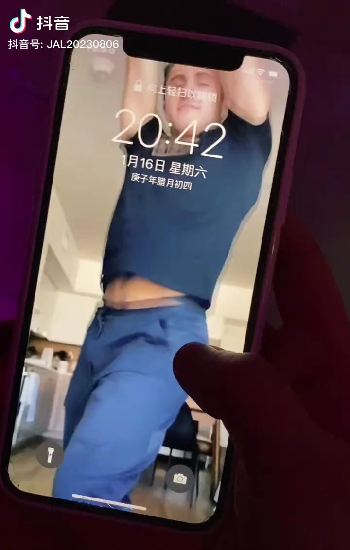 这才是猛男该用的壁纸