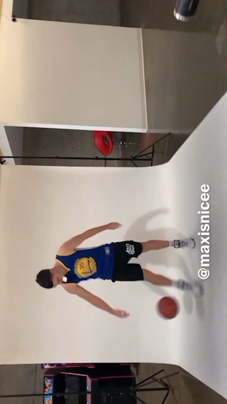 video-poster