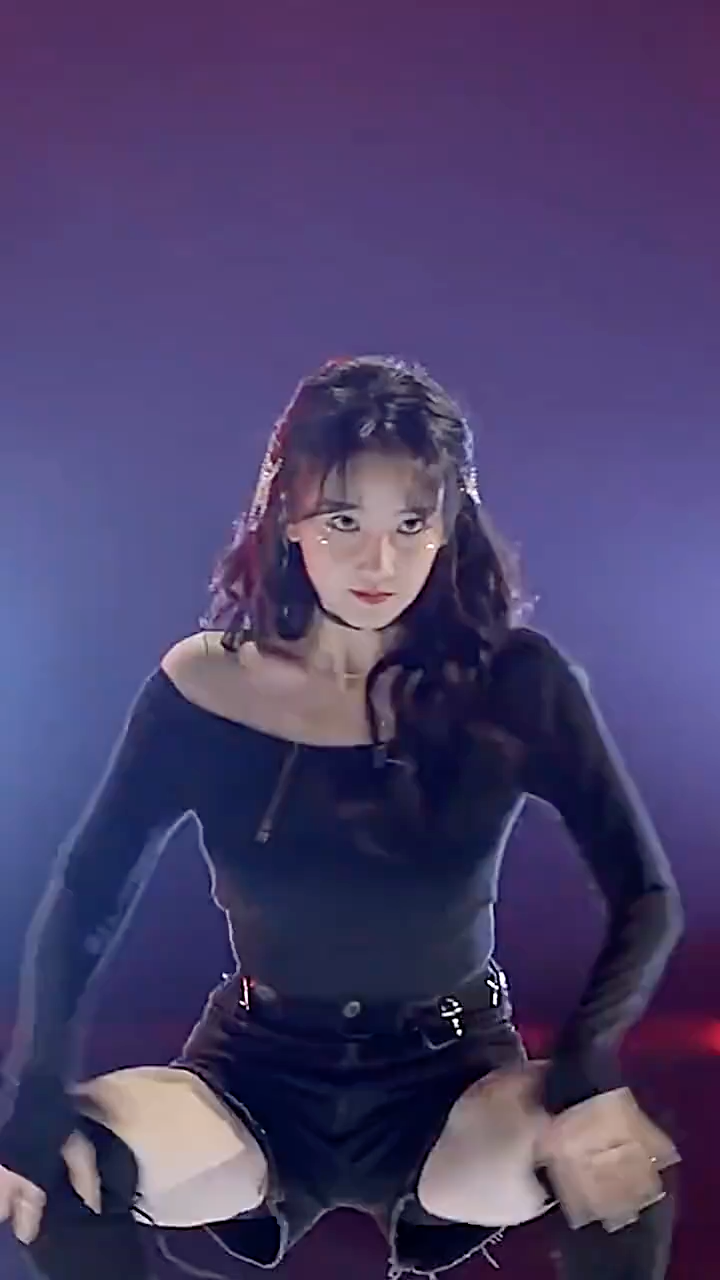 video-poster