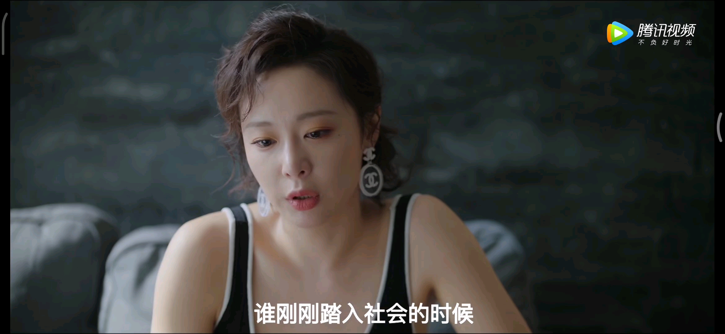 video-poster