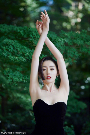 你们是不知道小泽真珠嘛?整天张天爱张天爱.