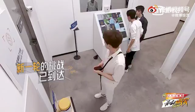 video-poster