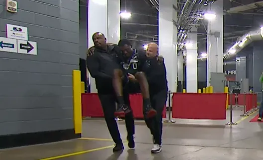 感動！皇馬基地外球迷張貼照片支持羅德里戈，球員發文：感謝??