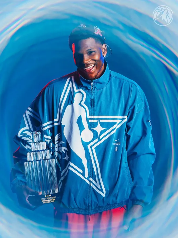 記者：新鵬城引進(jìn)三外援支付了轉(zhuǎn)會費(fèi)，其中大部分被轉(zhuǎn)會收入抵消