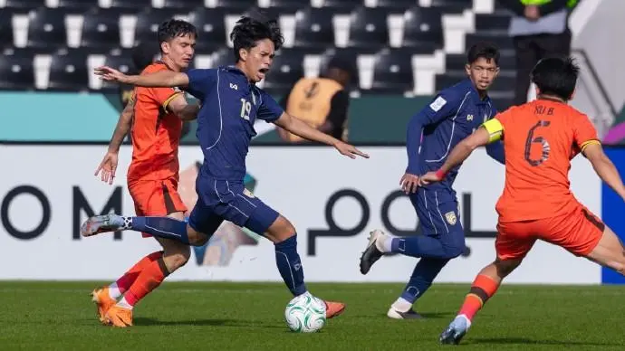 [流言板]半場(chǎng)熱議：泰國(guó)沒(méi)準(zhǔn)能殺個(gè)回馬槍?zhuān)鱽啿门性俅嗡⑿抡J(rèn)知