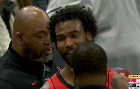 今年火仔和zywoo在t方的表現遠遠大于donk