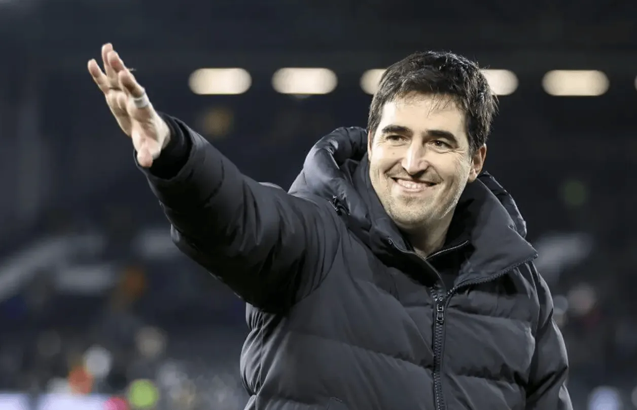 [流言板]伯恩茅斯足球總監(jiān)：比起球員離開，我最擔(dān)心失去伊勞拉