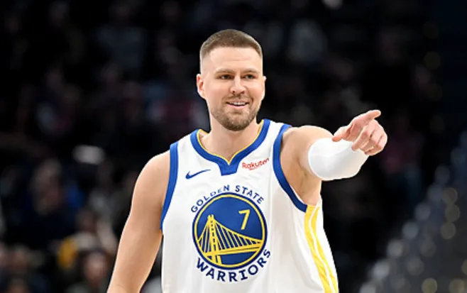 換掉約克雷斯？卡拉格：阿森納攻擊線只能算一般，仍需買一名中鋒