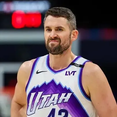 乐福谈NBA空间演变：赛前热身三秒区空无一人，全在投三分
