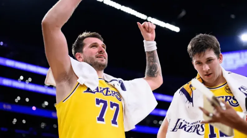 阿爾托貝利：國(guó)米該忘掉歐冠了，現(xiàn)在球迷想要的是國(guó)內(nèi)雙冠