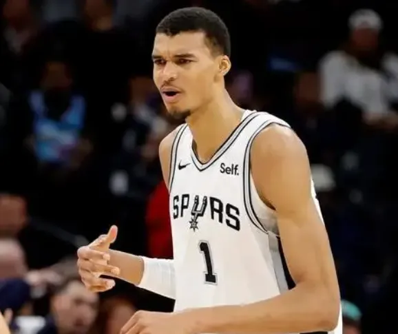 3月30日人民幣對美元中間價報6.9223 下調82個基點