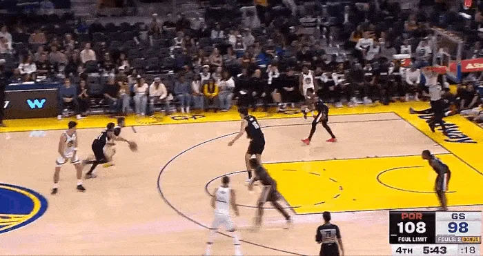新賽季NBA圣誕大戰(zhàn)揭曉 詹皇庫里再演巔峰對決