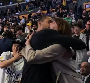 [流言板]艾頓：他們想把我塑造成卡佩拉，我可不是卡佩拉！