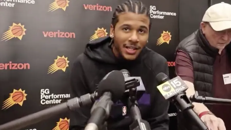 感覺策劃已經(jīng)好久好久沒有優(yōu)化游戲了，就一直在出球員出活動滾卡圈錢。。