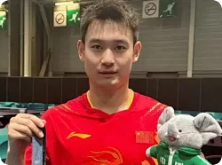 误触防爆绳，刘丁硕世乒赛期间卫生间直播吃泡面翻车