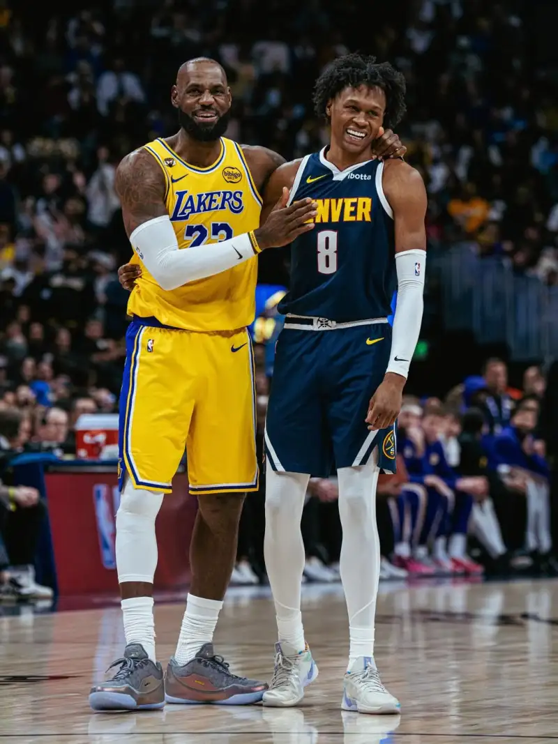 巴西媒體：德佩因在替補(bǔ)席玩手機(jī)，已經(jīng)被巴西體育法院起訴