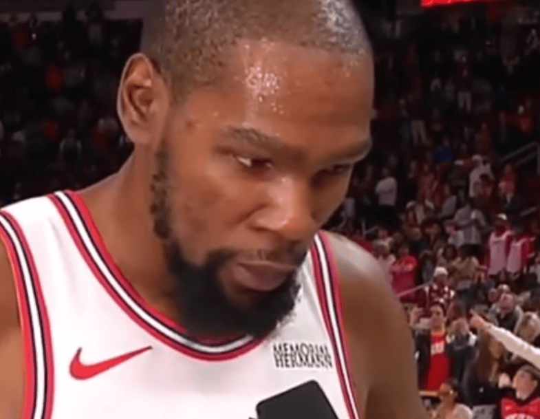 [流言板]KD：小贾的自信心在持续增长，今天对他来说是场精彩的比赛