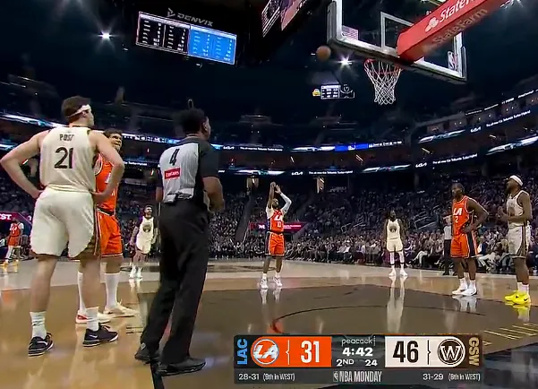 馬刺臨時主帥：兩隊的籃板不成比例 我們錯失了一些好機會