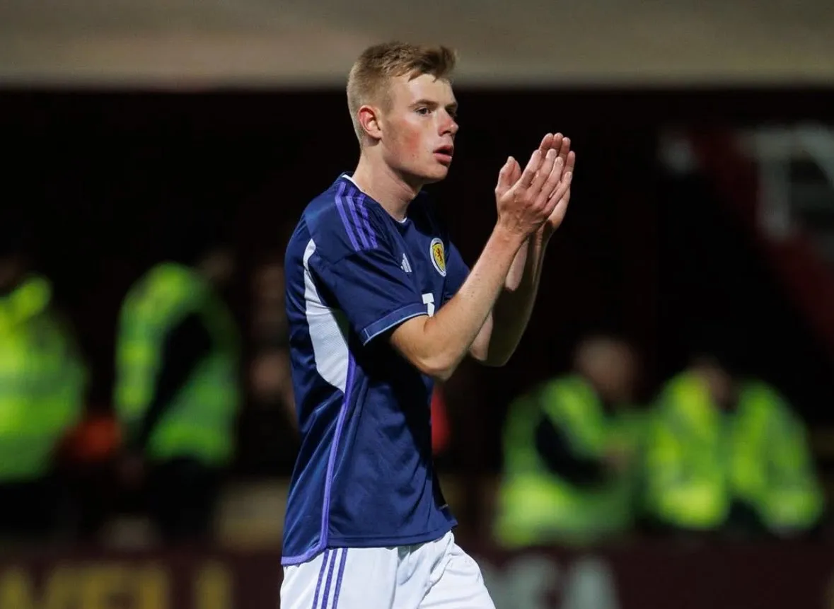 [流言板]羅馬諾：阿斯頓維拉新星羅里