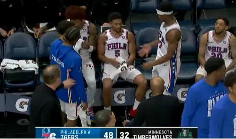 合理嗎？朗斯多賽1輪僅落后巴黎1分，最后3輪面臨8天3賽魔鬼賽程