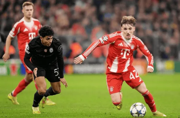 [流言板]隊報：拜仁高層堅信孔帕尼給青訓(xùn)機(jī)會是正確選擇，合理發(fā)展